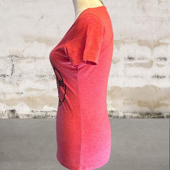 Next Level Apparel Women's Las Vegas Nevada Red V-Neck T-Shirt - Size Small - Picture 2 of 5